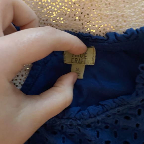 clothes !!! - Picture 2 of 3